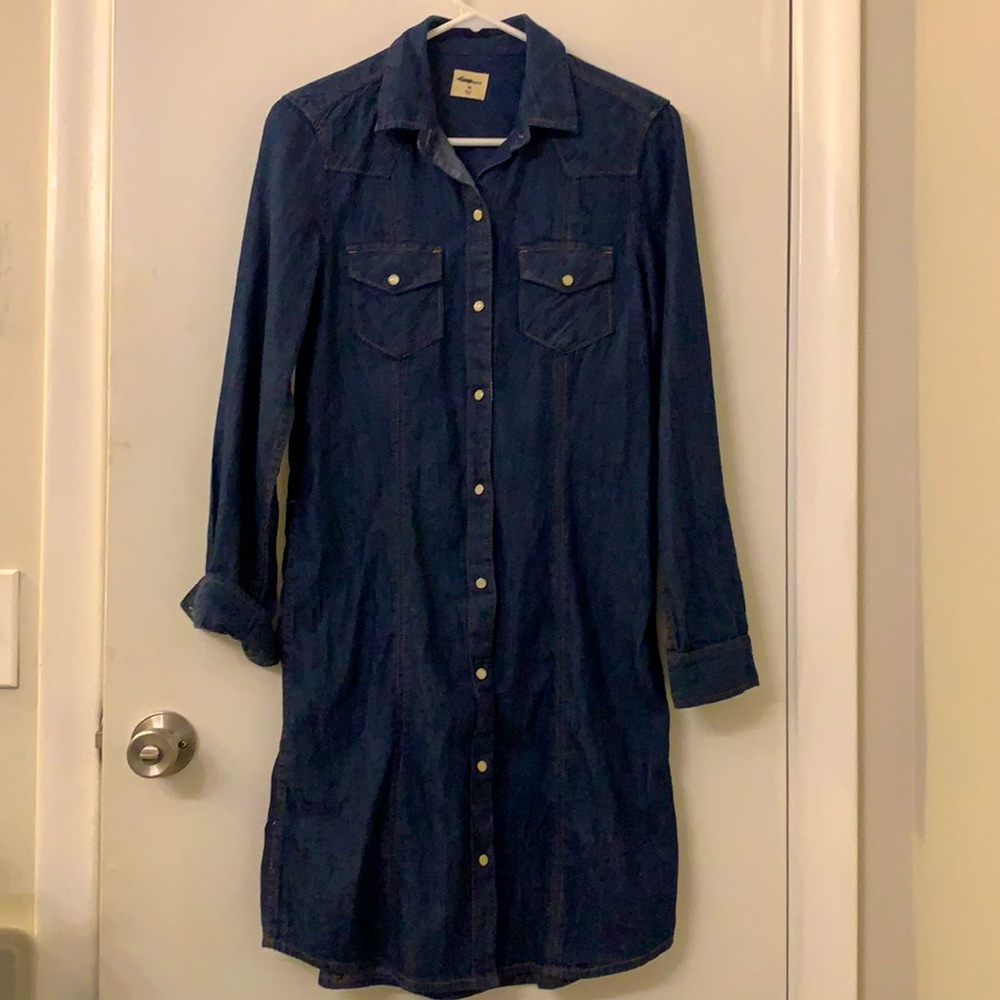 Gap Chambray snap button dress NWT